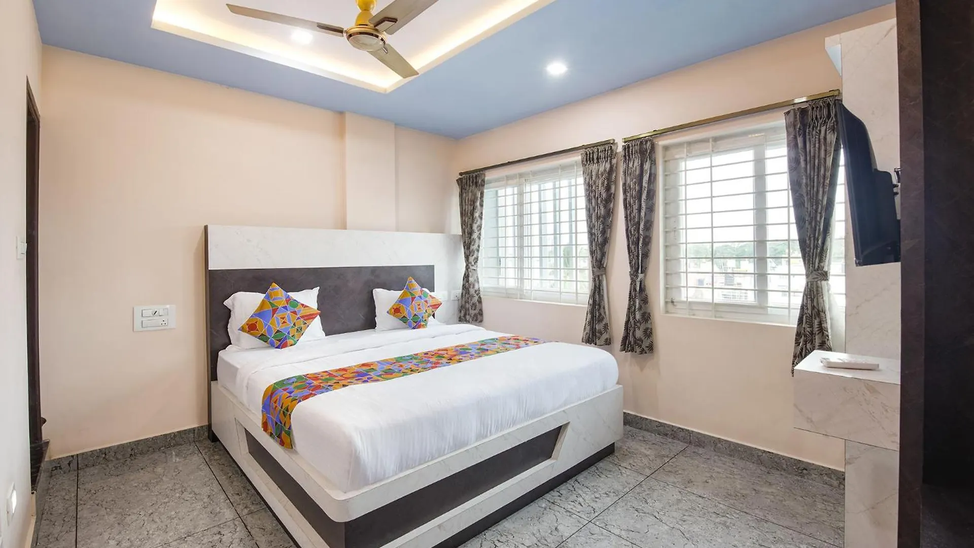 Fabexpress Mysuru Heaven Hotel