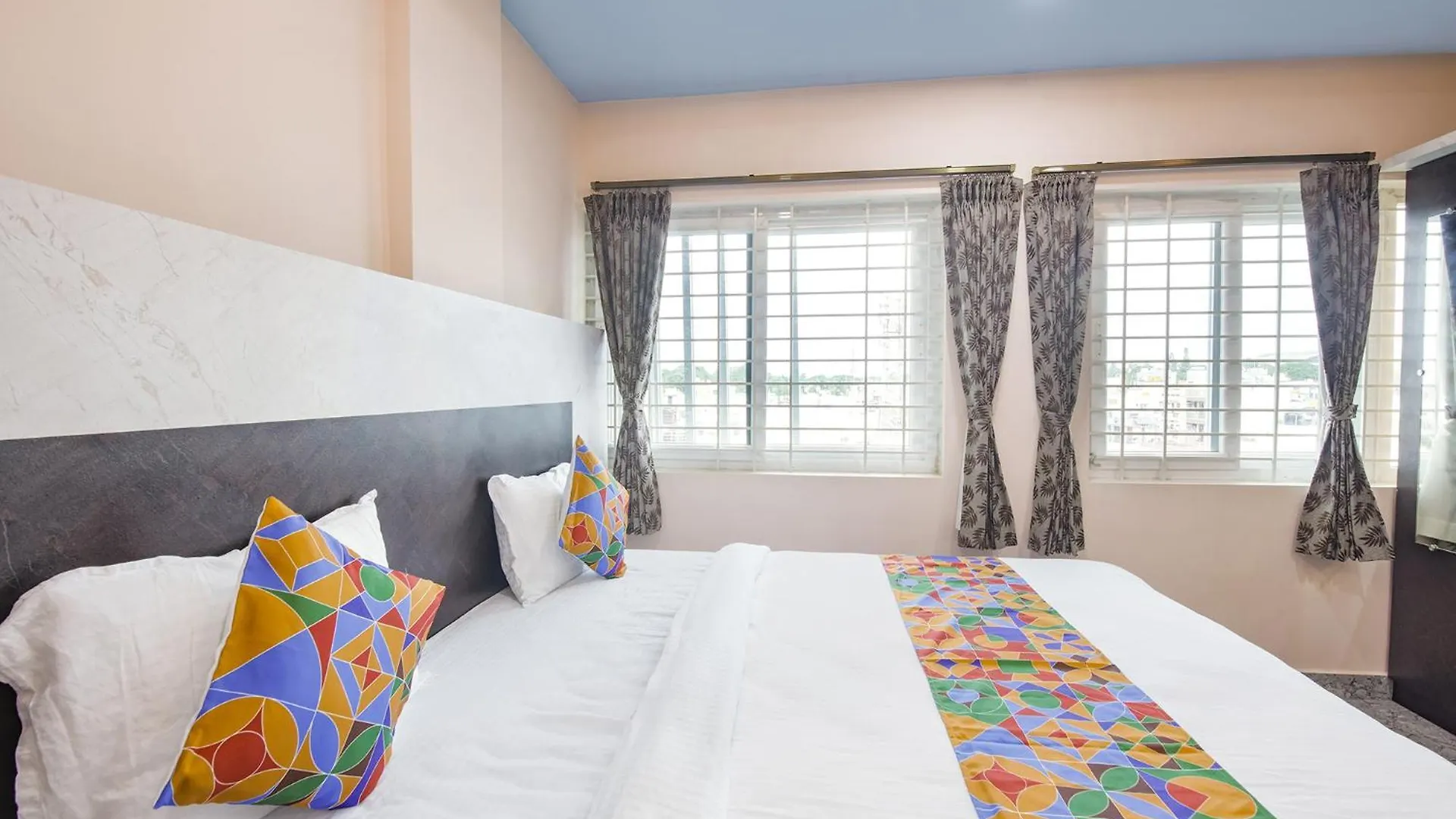 Fabexpress Mysuru Heaven Hotel