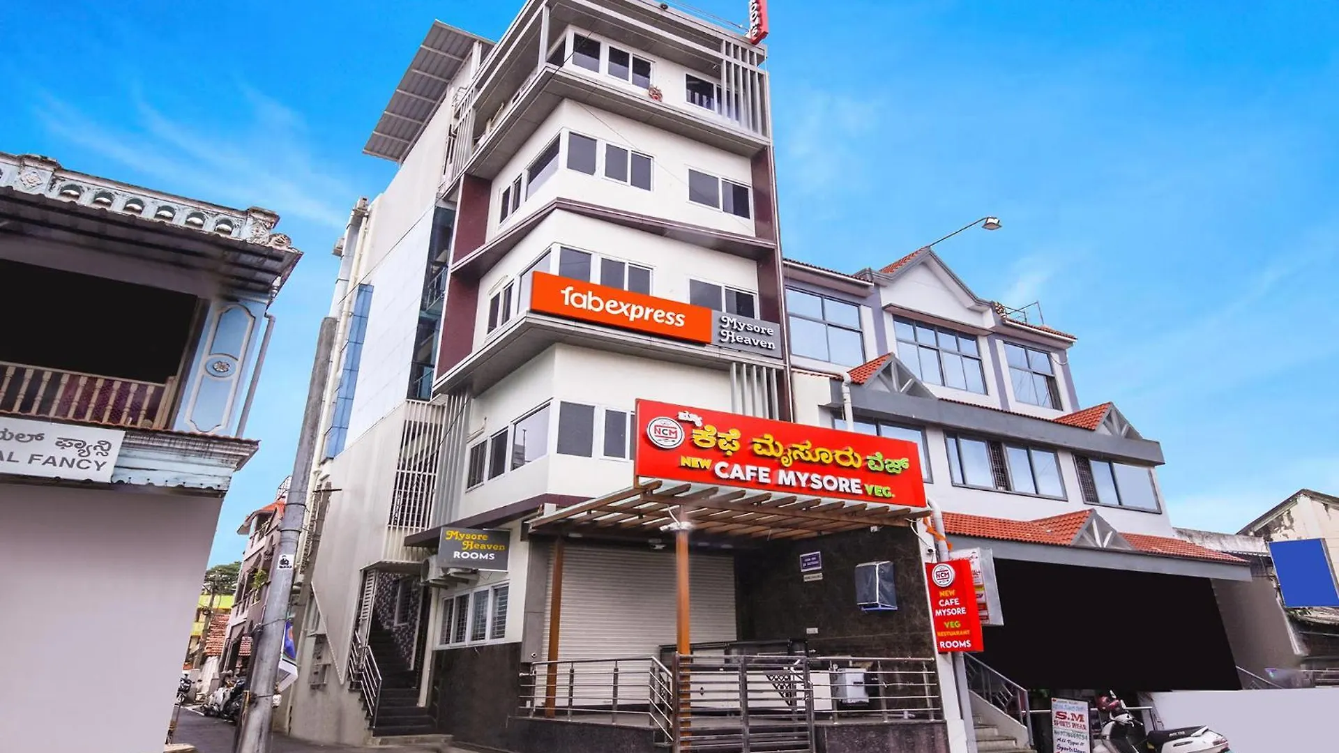 Fabexpress Mysuru Heaven Hotel  Mysore
